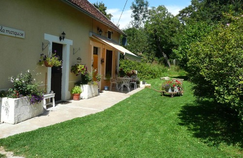 Dampierre-sous-Bouhy House | La Marquise, independent, two bedrooms and WIFI