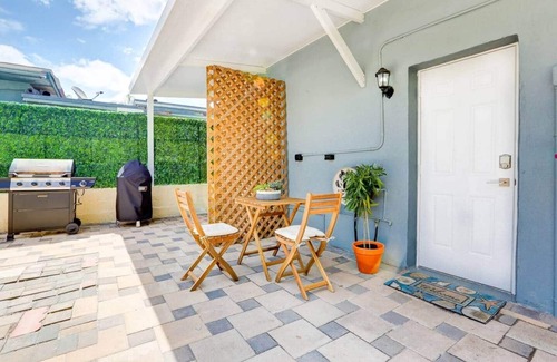 South Lake House | La Moderna: A Private Guesthouse