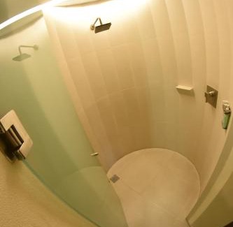 Santa Fe Hotel | La Moraleja Love hotel