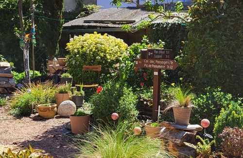 Foix Apartment | La Note Verte charming gîte in the center of Foix Ariege Pyrenees