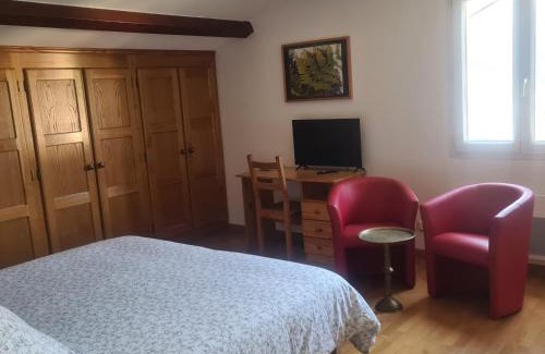 Saint-Donat-sur-l'Herbasse Bed & Breakfast | La parenthèse des collines