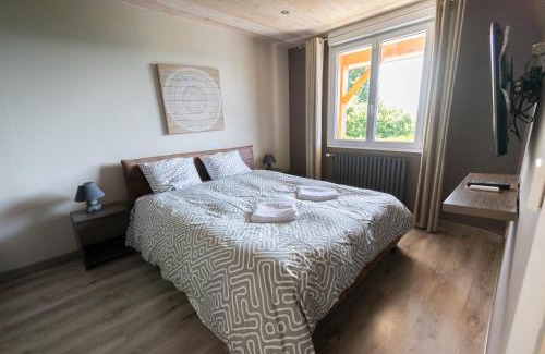 Orchamps-Vennes Villa | La Parenthèse d'Orchamps - Villa avec Piscine, Sauna, Billard et Pétanque