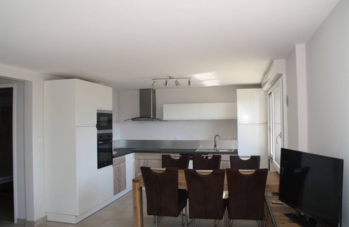 Le Bourget-du-Lac Apartment | "LA PARENTHESE" charming rental lake and mountain view