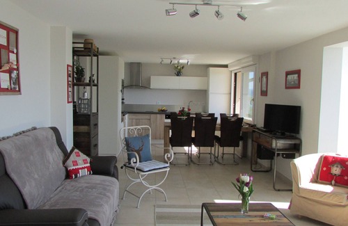Le Bourget-du-Lac Apartment | "LA PARENTHESE" charming rental lake and mountain view