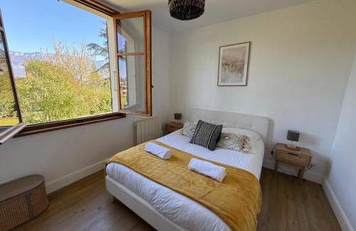 Le Bourget-du-Lac Villa | La petite maison dans la prairie