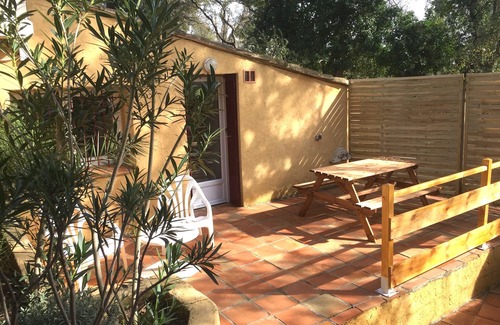 La Garde-Freinet House | La Petite Maison D'athénopolis