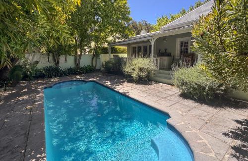 Franschhoek Cabin | La Petite Maison