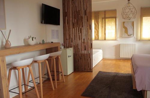 Cibali Bed & Breakfast | La Pietra Nera - Etna Home