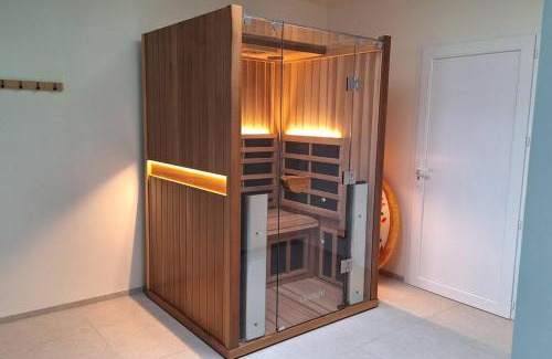 Plougastel-Daoulas Villa | La Pointe sur l'eau - Vue mer - Piscine intérieure