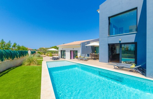 Sa Torre Villa | La Primera - Three Bedroom Villa, Sleeps 6