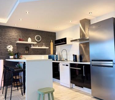 Le Pontet Apartment | LA PROVENCE- 75m2 of Light & Charm, Modern Family apartment, Pool & private Parking near Avignon, Fully renovated with interior-architect design