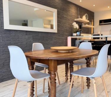 Le Pontet Apartment | LA PROVENCE- 75m2 of Light & Charm, Modern Family apartment, Pool & private Parking near Avignon, Fully renovated with interior-architect design