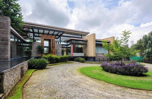 Avandaro Cottage | La Querencia: Estate with pool in Rancho Avándaro