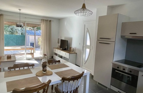 Vallon-Pont-d'Arc Villa | La Quieta, individual comfortable cottage near river and village