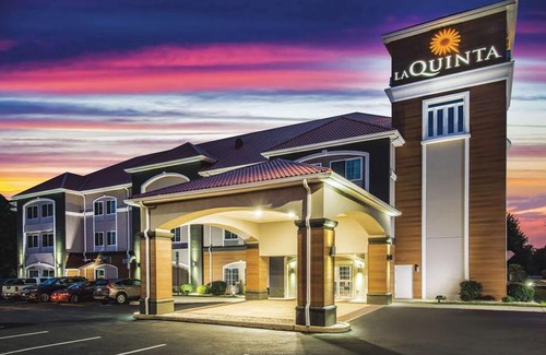 Chambersburg Hotel | La Quinta by Wyndham Chambersburg