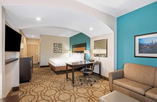 Little Rock Hotel | La Quinta by Wyndham Little Rock - West