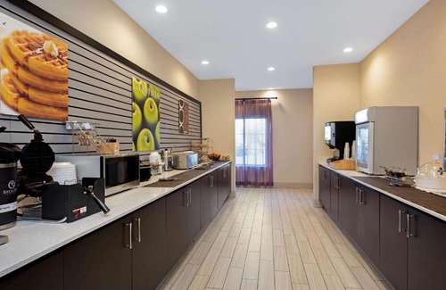 West Monroe Hotel | La Quinta by Wyndham West Monroe