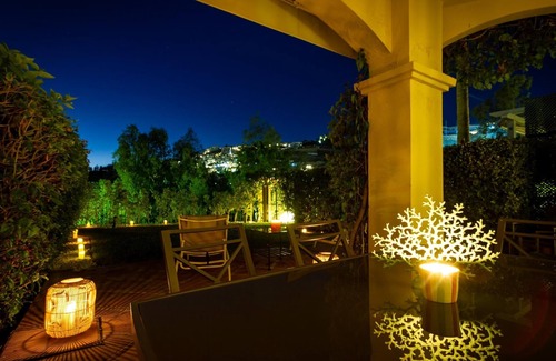 Benahavis Cottage | La Quinta Hills Townhouse, fantastic double terrace and views