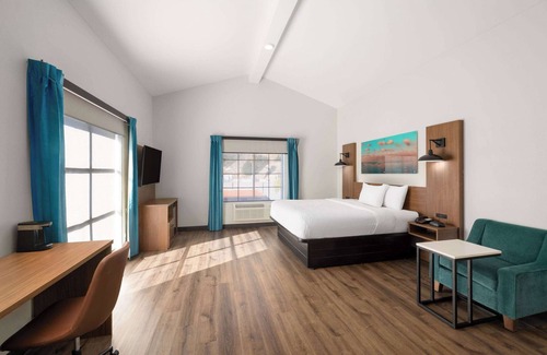 Rancho Penasquitos Hotel | La Quinta Inn by Wyndham San Diego - Miramar