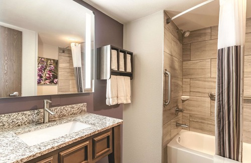 Glenwood Springs Hotel | La Quinta Inn & Suites by Wyndham Glenwood Springs