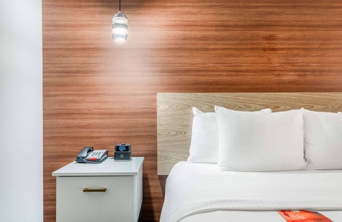 Central Oklahoma City Hotel | La Quinta Inn & Suites by Wyndham Oklahoma City Airport