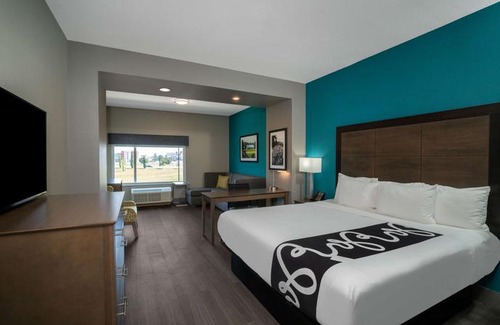 West Memphis Hotel | La Quinta Inn & Suites West Memphis