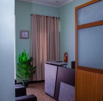 Mwanza Hotel | La Quinta Lodge, Buswelu
