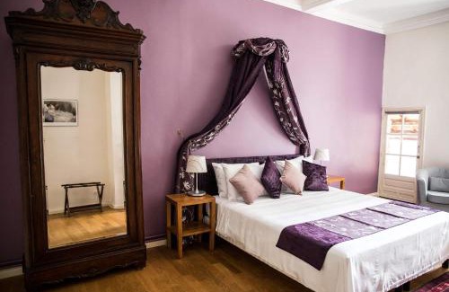 Saint-Antonin Noble Val Bed & Breakfast | La Résidence Chambre d'Hotes