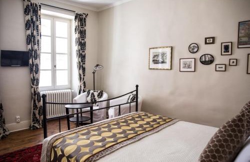 Saint-Antonin Noble Val Bed & Breakfast | La Résidence Chambre d'Hotes