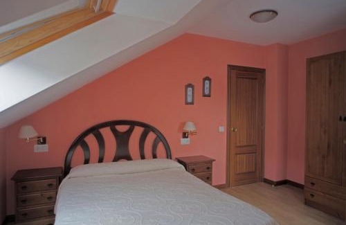 El Franco House | La Rectoral de San Juan