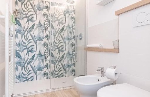 Varazze House | La Roccia Fiorita Appartamento con giardino e Jacuzzi