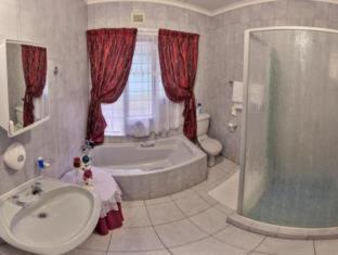 Meer En See Hotel | La Rochelle Inn