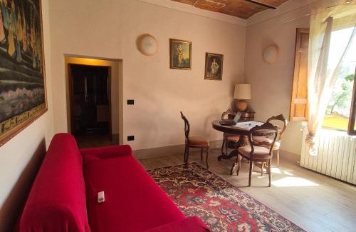 Palazzone Apartment | La Rosa Rossa