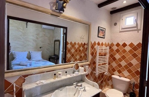 Vence Hotel | LA Roseraie Ouvert Toute L Annee Avec Petit Dejeuner