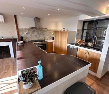 La Forestiere House | La Ruche