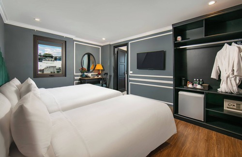 Hang Bac Hotel | La Selva Premium Hotel