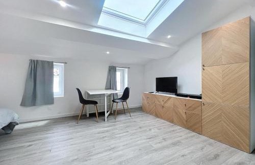 Villefranche-de-Lauragais Apartment | La Suite Lauragaise - Studio climatisé