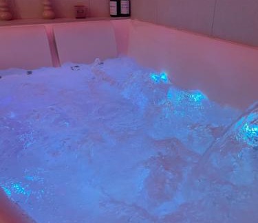 Tournon-sur-Rhone Apartment | La suite Tournonaise