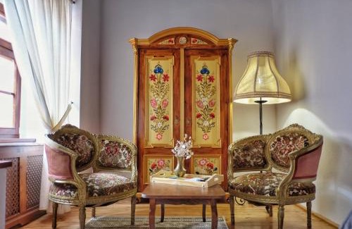 Sighisoara House | La Teo Pensiune si Pivnita