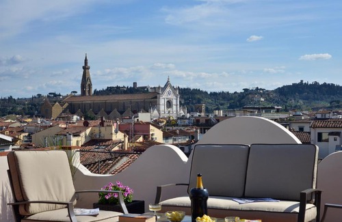 Sant' Ambrogio Apartment | la terrazza