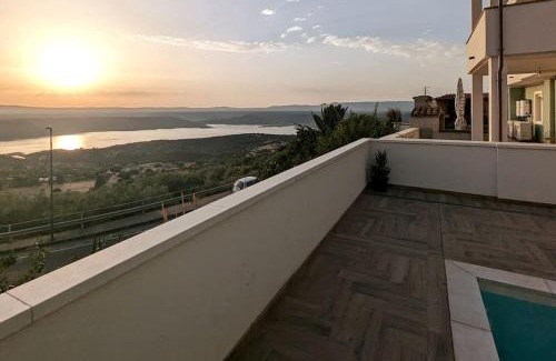 Sorradile Apartment | la Terrazza sul Lago