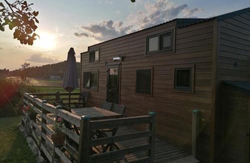 Montmeyran Ski Chalet | La Tiny Adorée