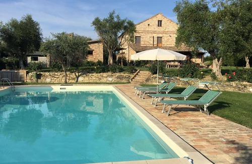 Fermo House | La Villa degli Ulivi - Country villa with private pool