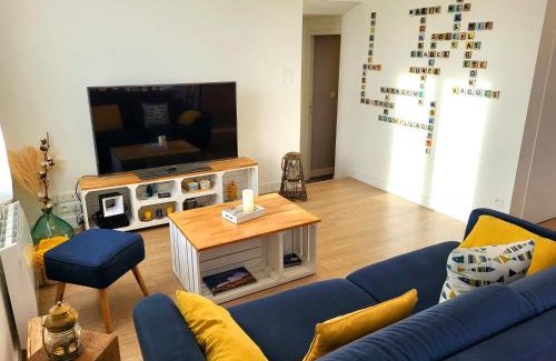 Saint-Germain-sur-Ay House | La villa Kikifil, bord de mer