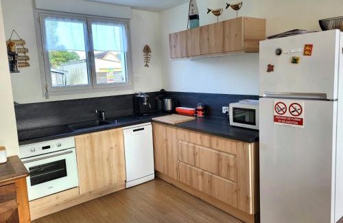 Saint-Germain-sur-Ay House | La villa Kikifil, bord de mer