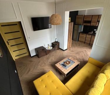 Zator Apartment | La Ville - Jaune