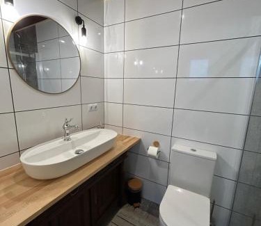 Zator Apartment | La Ville - Jaune