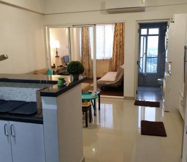 Navalur Apartment | La Vista One The Cosy Sofa-Bed Studio