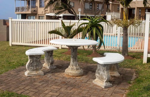 Mtwalume Apartment | La Vista Villas