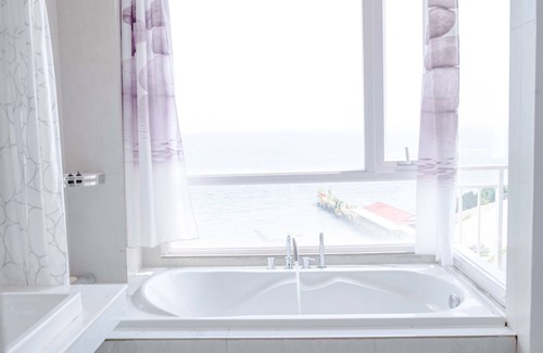 Mittakpheap Hotel | La Vogue Boutique Hotel & Casino